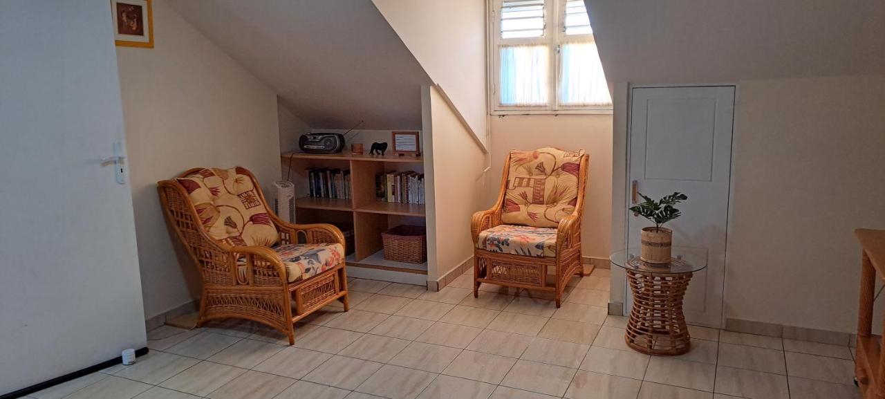 Logement Spacieux Deux Pieces A Baie Mahault Zewnętrze zdjęcie