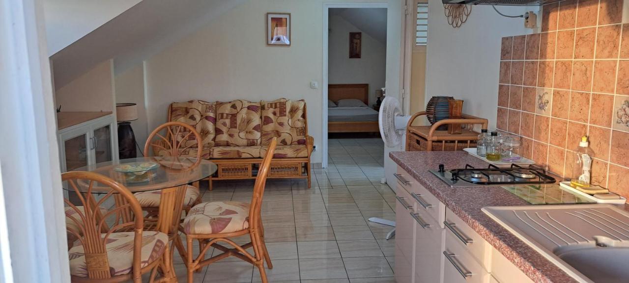 Logement Spacieux Deux Pieces A Baie Mahault Zewnętrze zdjęcie