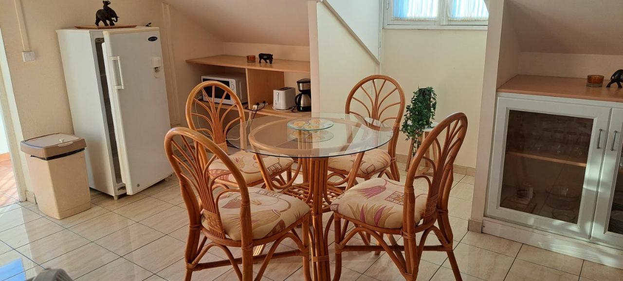 Logement Spacieux Deux Pieces A Baie Mahault Zewnętrze zdjęcie