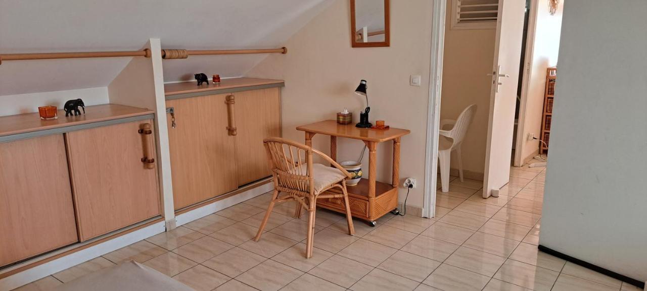 Logement Spacieux Deux Pieces A Baie Mahault Zewnętrze zdjęcie